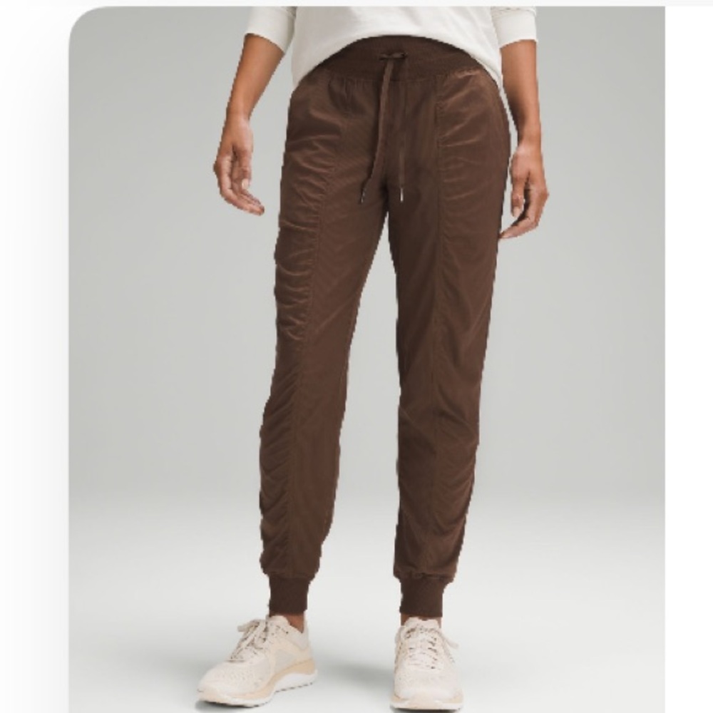 Lululemon Dance Studio Mid Rise Jogger- Full Length - Java - Size 8